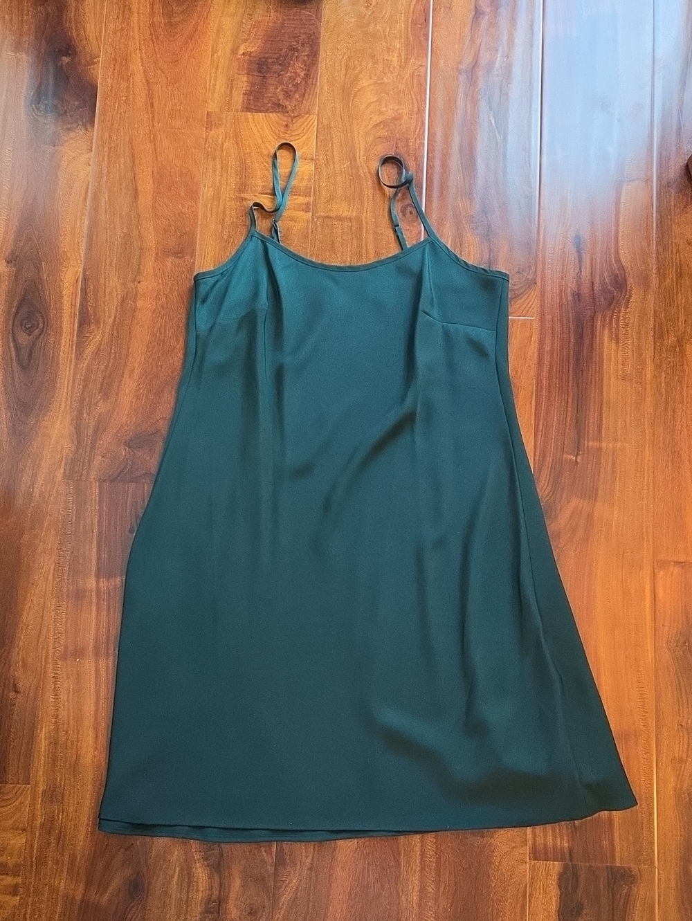 LK Bennett Cora Green And Cream Spotted Pleated Dress - Picture 16 of 16